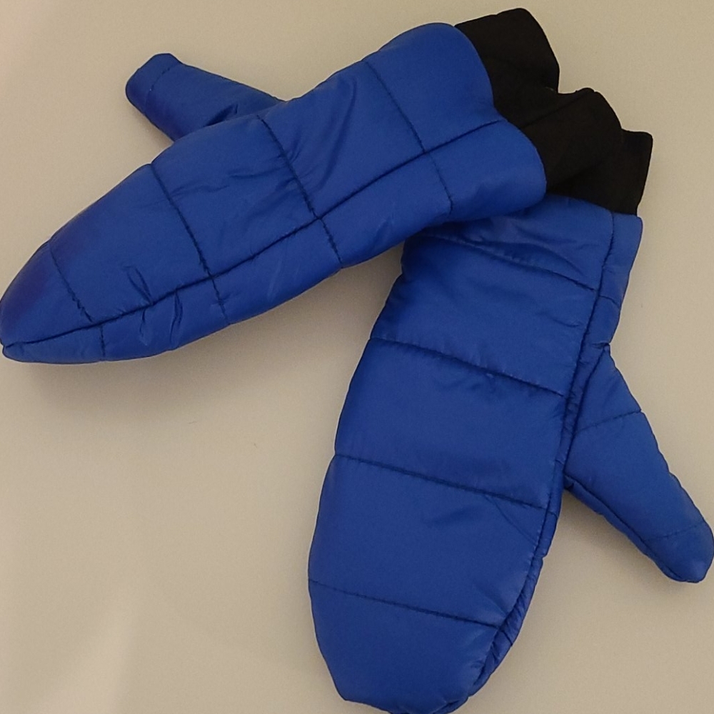 DKNY mittens